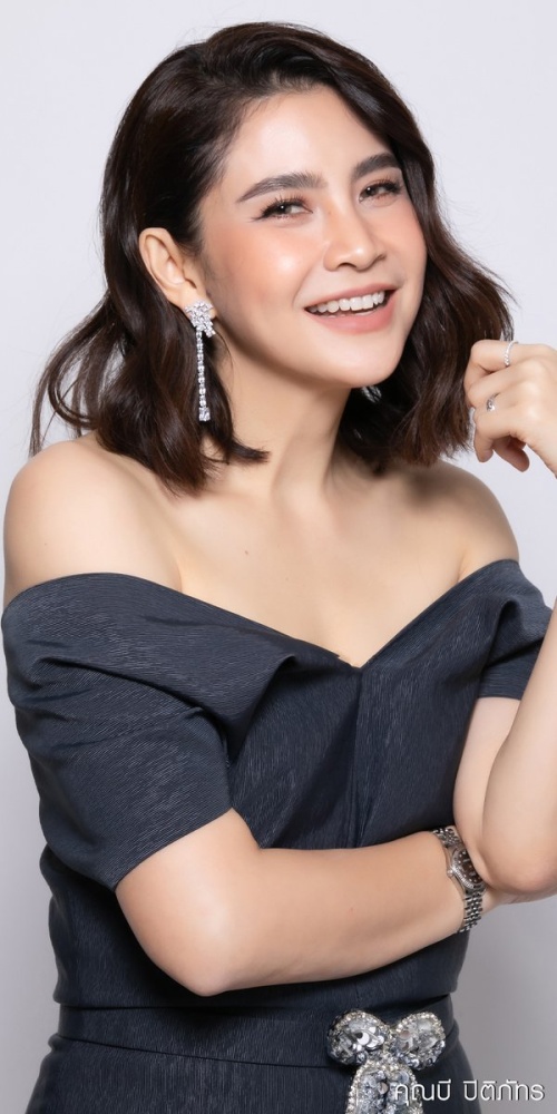 ดูดไขมันเหนียงใต้คาง (FaceTite)